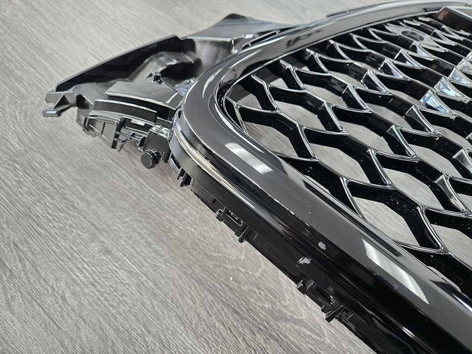 Imperfection/Open Box 2009-2012 Audi A4/S4 B8 RS Style Front Grille