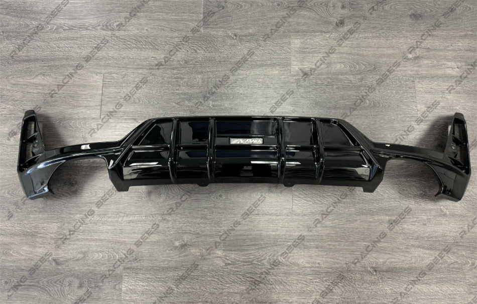 2023+ BMW G20 3 Series Akasaka Rear Diffuser (Quad Outlet)