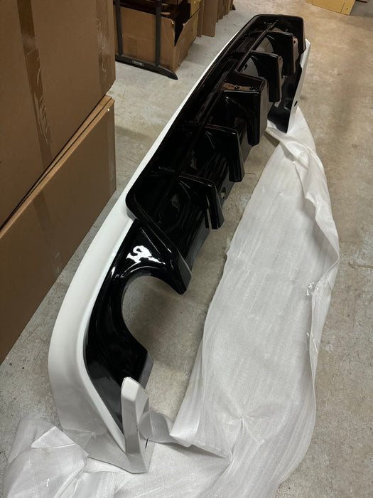 Defect/Damaged 2022+ Honda Civic Sedan Yofer V1 Rear Diffuser (WHITE)