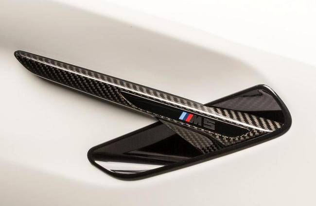 2017-2023 BMW F90 M5 OEM Style Fender Trims (Carbon Fiber)