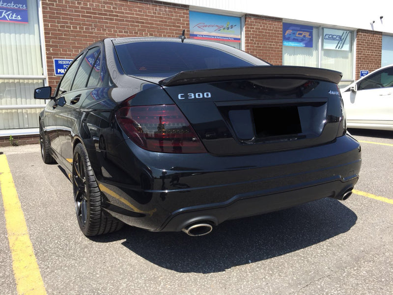 2008-2014 Mercedes-Benz C Class Sedan V Style Trunk Spoiler (Carbon Fiber)
