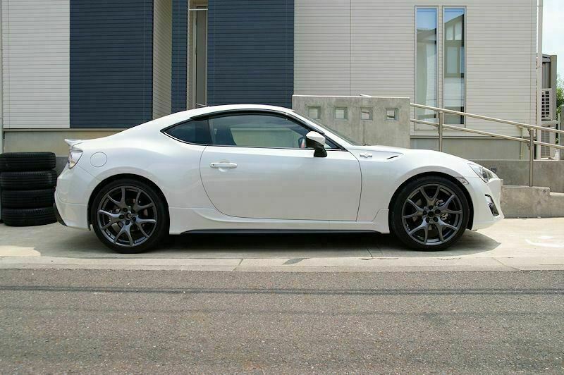 2013-2018 Subaru BRZ/Scion FRS TRD Style Side Skirts (Version 1)